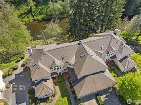 9821 NE Riverbend Drive C102, Bothell WA 98011