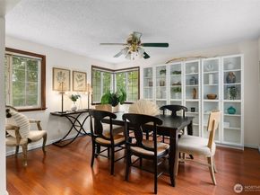 8665 Springridge Road NE, Bainbridge Island WA 98110
