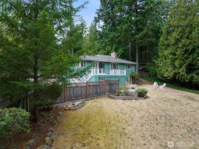8665 Springridge Road NE, Bainbridge Island WA 98110