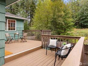 8665 Springridge Road NE, Bainbridge Island WA 98110