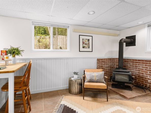 8665 Springridge Road NE, Bainbridge Island WA 98110