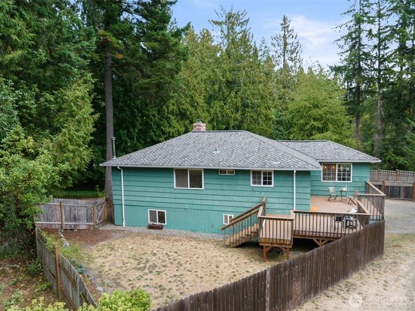 8665 Springridge Road NE, Bainbridge Island WA 98110
