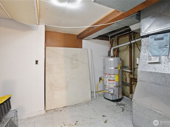 1226 9th Street, Bremerton WA 98337