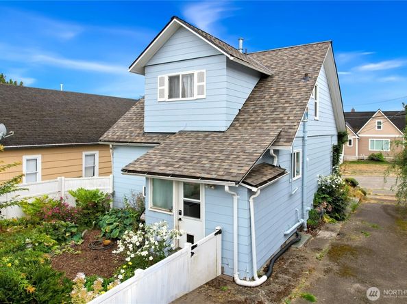 1226 9th Street, Bremerton WA 98337
