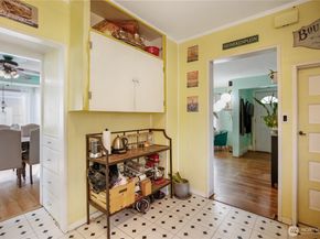 1226 9th Street, Bremerton WA 98337