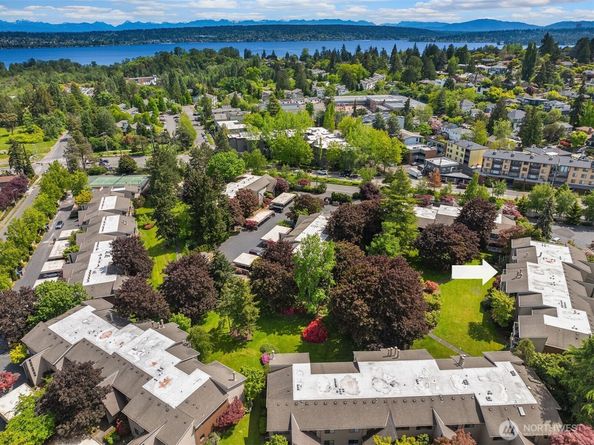 6333 Sand Point Way NE, Seattle WA 98115