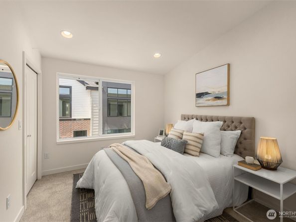 8333 B 12th Avenue NW, Seattle WA 98117