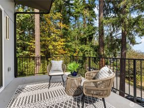 11905 89th Ave NE, Kirkland WA 98034