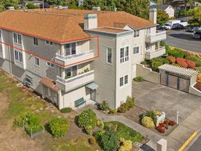 7207 210th Street SW 202, Edmonds WA 98026