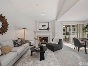 7207 210th Street SW 202, Edmonds WA 98026