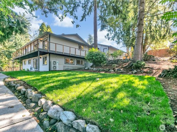 621 SW 297 Street, Federal Way WA 98023