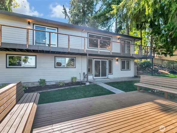 621 SW 297 Street, Federal Way WA 98023