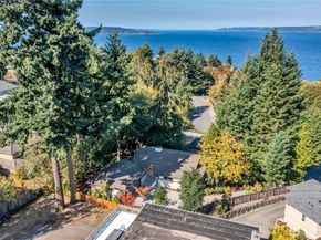 621 SW 297 Street, Federal Way WA 98023