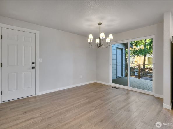 621 SW 297 Street, Federal Way WA 98023