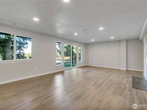 621 SW 297 Street, Federal Way WA 98023