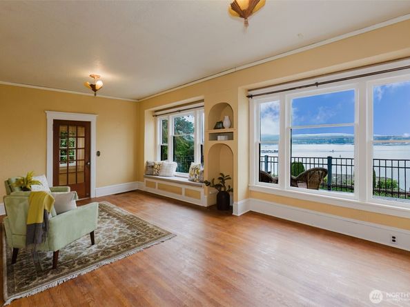 343 Farragut Avenue N, Port Orchard WA 98366