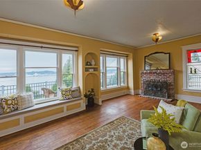 343 Farragut Avenue N, Port Orchard WA 98366