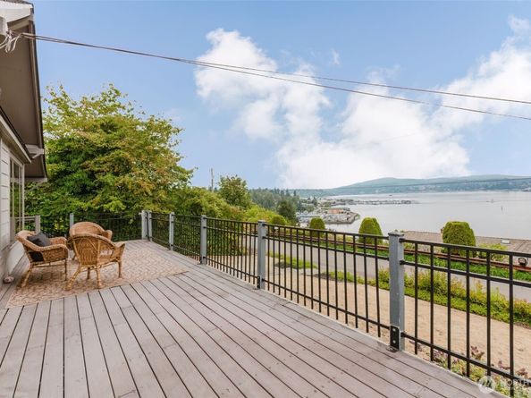 343 Farragut Avenue N, Port Orchard WA 98366