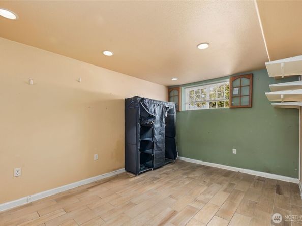 1901 S Plum St, Seattle WA 98144