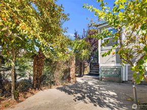 1901 S Plum St, Seattle WA 98144