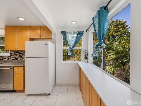 1901 S Plum St, Seattle WA 98144