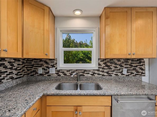 1901 S Plum St, Seattle WA 98144