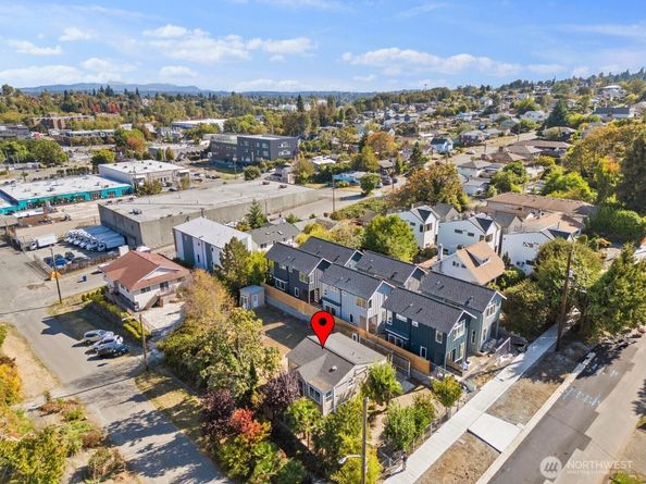 1901 S Plum St, Seattle WA 98144