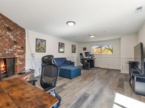 22942 105th Avenue SE, Kent WA 98030