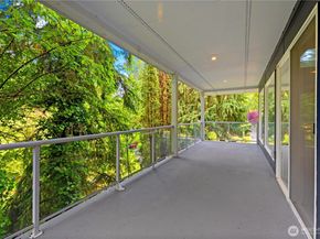 18510 NE 15th Place, Bellevue WA 98008