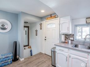908 9th Street NE, Auburn WA 98002