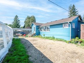 908 9th Street NE, Auburn WA 98002