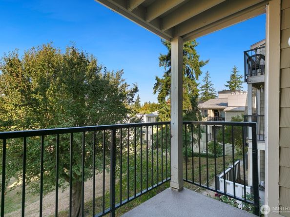 2020 Grant Avenue S D204, Renton WA 98055