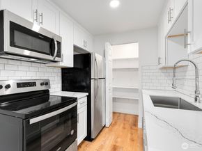 2020 Grant Avenue S D204, Renton WA 98055
