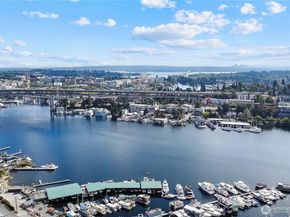 2401 N Northlake Way, Seattle WA 98103