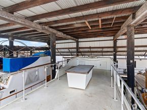 2401 N Northlake Way, Seattle WA 98103