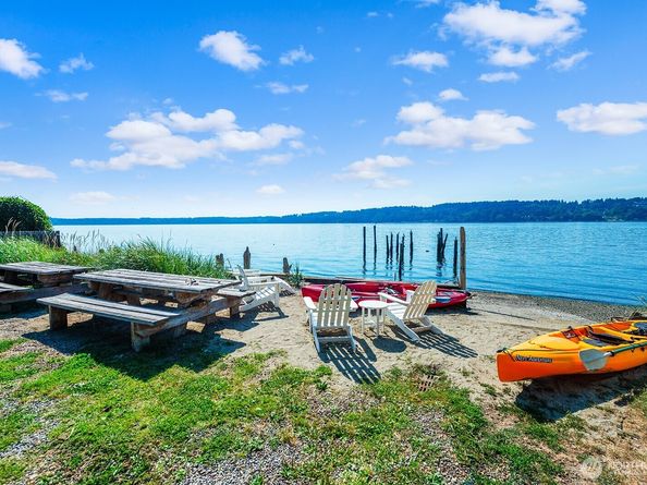 14758 SW Spring Beach Road, Vashon WA 98070