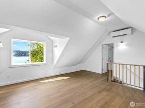 14758 SW Spring Beach Road, Vashon WA 98070