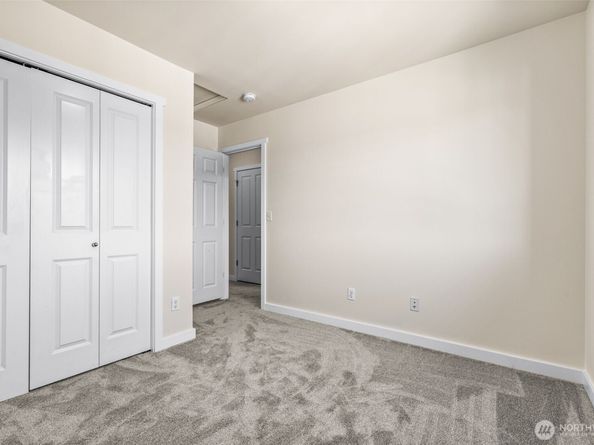 15623 44th Place W Unit B, Lynnwood WA 98087