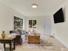 6611 Commercial Avenue 3, Everett WA 98203