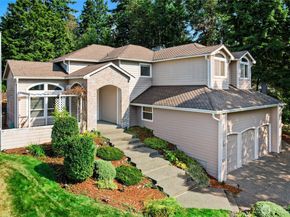 12698 Plateau Circle NW, Silverdale WA 98383