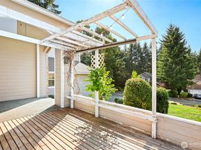 12698 Plateau Circle NW, Silverdale WA 98383