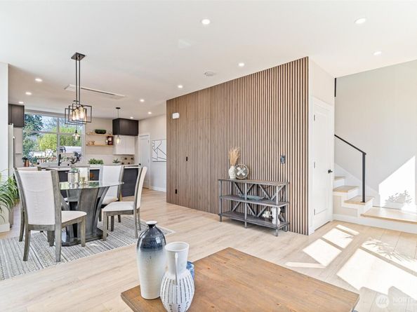 1614 S Juneau Street, Seattle WA 98108