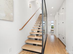2357 A Yale Avenue E, Seattle WA 98102