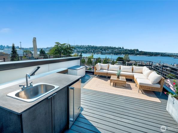 2357 A Yale Avenue E, Seattle WA 98102