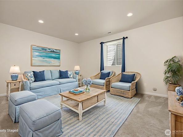 12812 Jammer Place NW, Silverdale WA 98383