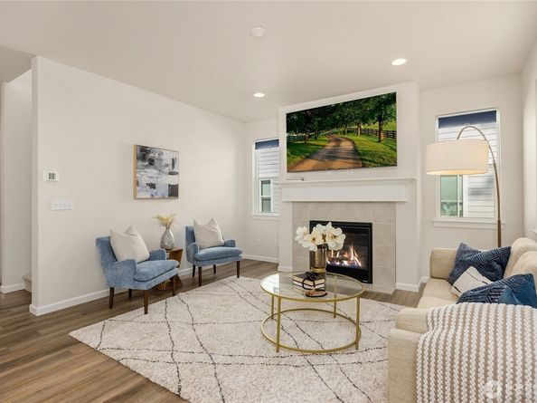 12812 Jammer Place NW, Silverdale WA 98383