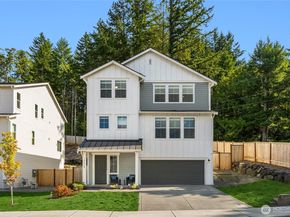 12812 Jammer Place NW, Silverdale WA 98383