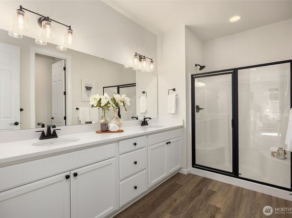 12812 Jammer Place NW, Silverdale WA 98383