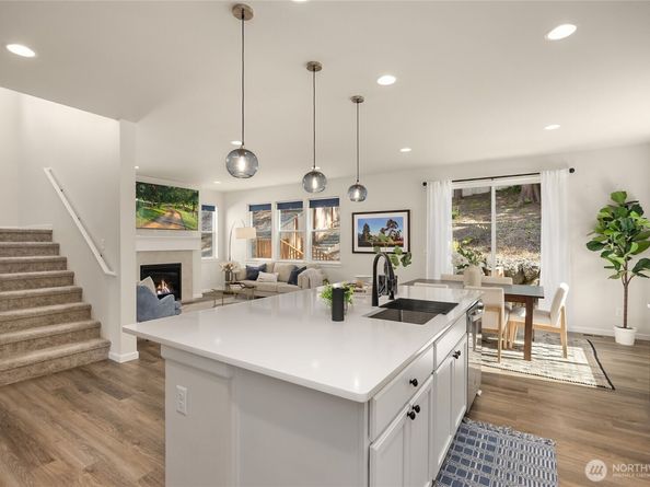 12812 Jammer Place NW, Silverdale WA 98383
