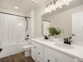 12812 Jammer Place NW, Silverdale WA 98383